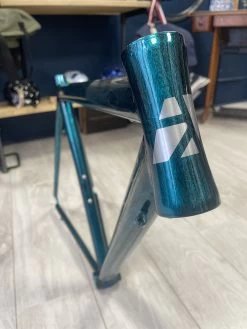 Cadre Cyfac – Proxidium Aluminium – Bleu Cristal -Boutique De Vélos IMG 6170