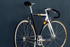 State Bicycle – 4130 Core-Line – Van Damme 35 State Bicycle – 4130 Core-Line – Van Damme -Boutique De Vélos fixie75 state bicycle 4130 fixed gear van damme 18