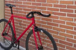 Fabrik – Kit Cadre – Rouge -Boutique De Vélos fixie75 FABRIK ROUGE2 1